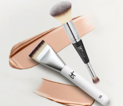 Pinceaux iT Cosmetics